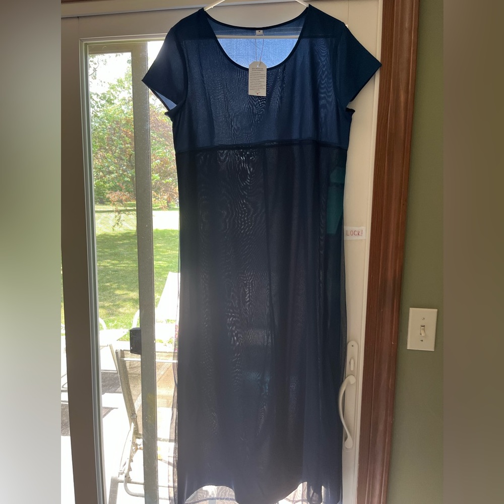 Navy blue two toned maxi dress. Brand new. Size medium.